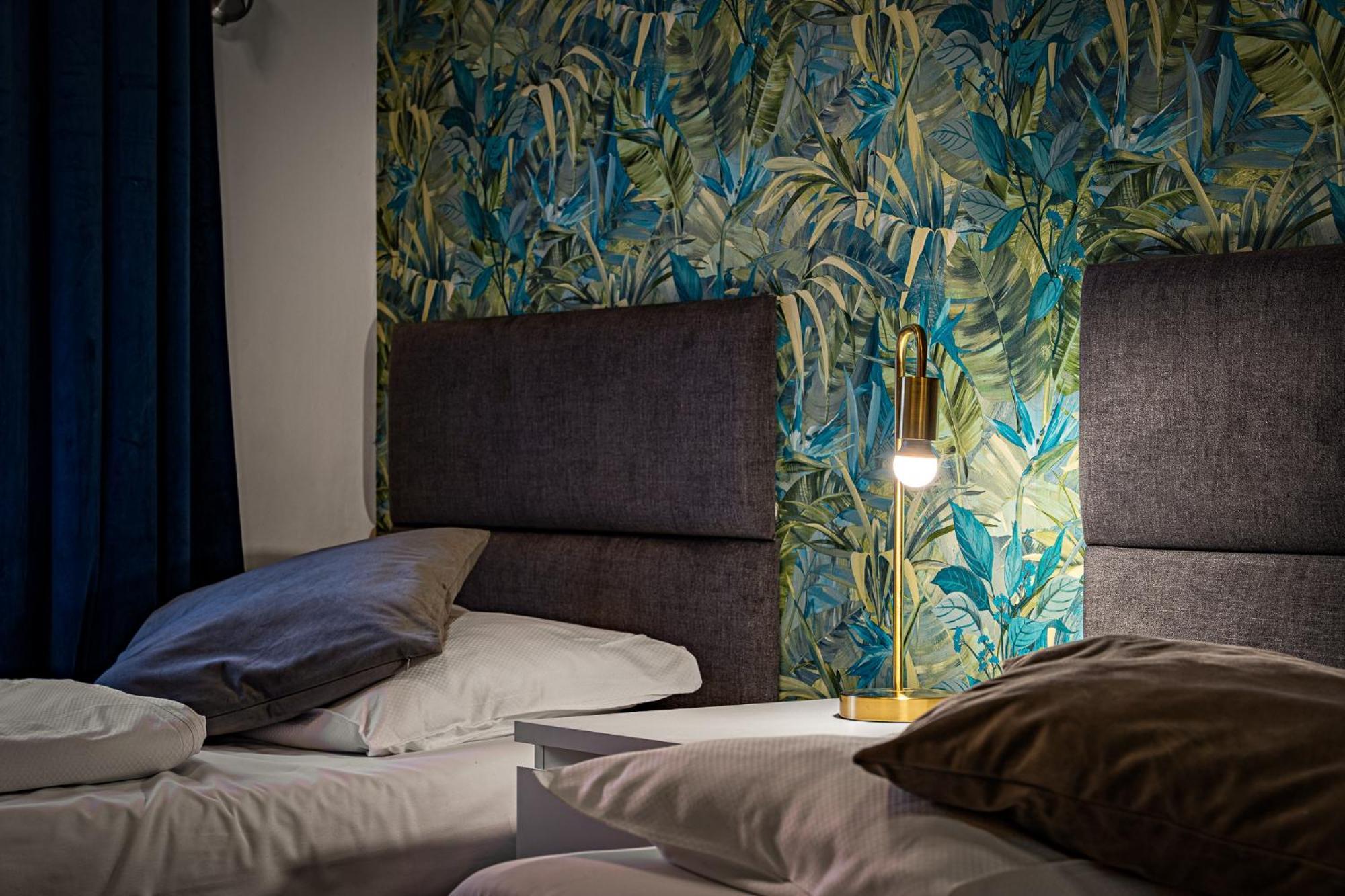 Great Polonia Dwarf Wroclaw Bed & Breakfast Ngoại thất bức ảnh